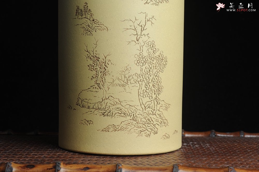 紫砂壶图片：美筒特惠 精品山水高帽笔筒五式  老师不打草稿直接空刻 一气呵成 - 紫砂壶信息网