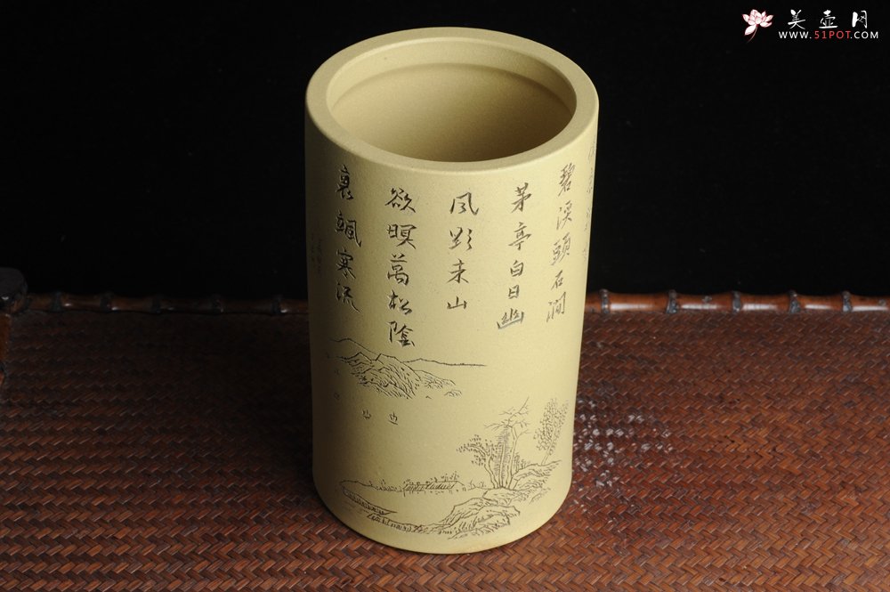 紫砂壶图片：美筒特惠 精品山水高帽笔筒六式 偶来独坐碧溪头 石涧茅亭白日幽 老师不打草稿直接空刻 一气呵成 - 紫砂壶信息网