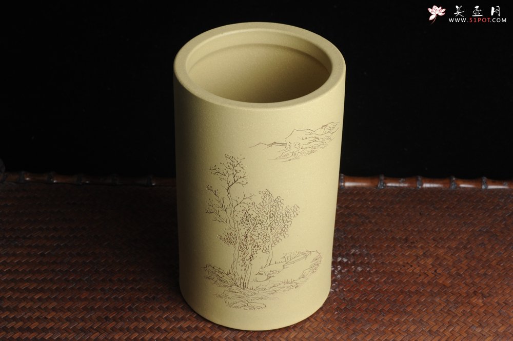 紫砂壶图片：美筒特惠 精品山水高帽笔筒三式 山高月小 水落石出 老师不打草稿直接空刻 一气呵成 - 紫砂壶信息网