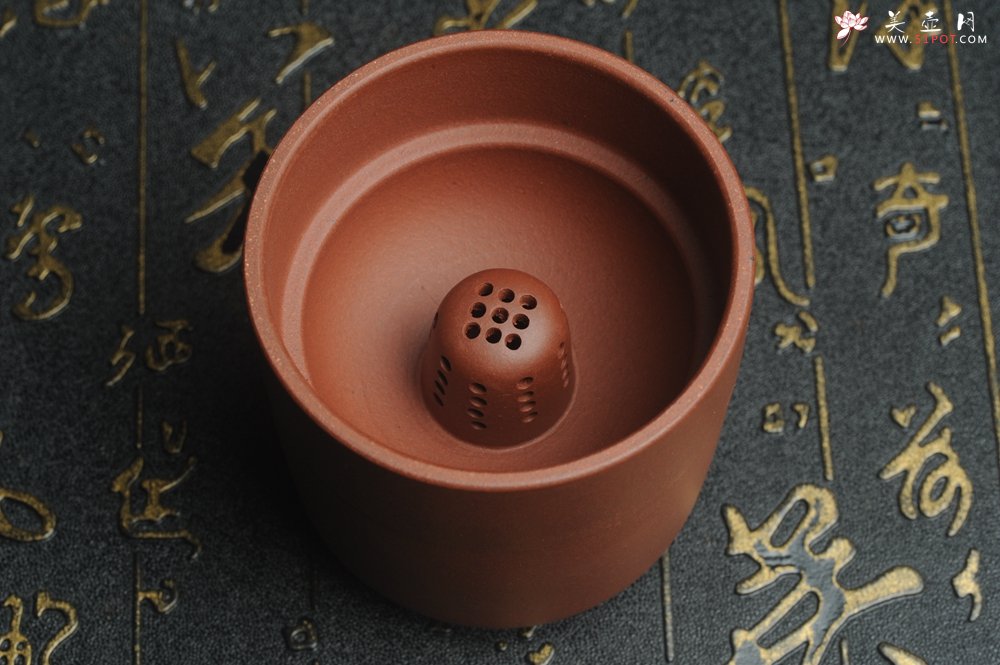 紫砂壶图片：美杯特惠 便携式办公旅行杯 泥料和做工超好 高8.5cm直径6.5cm - 紫砂壶信息网
