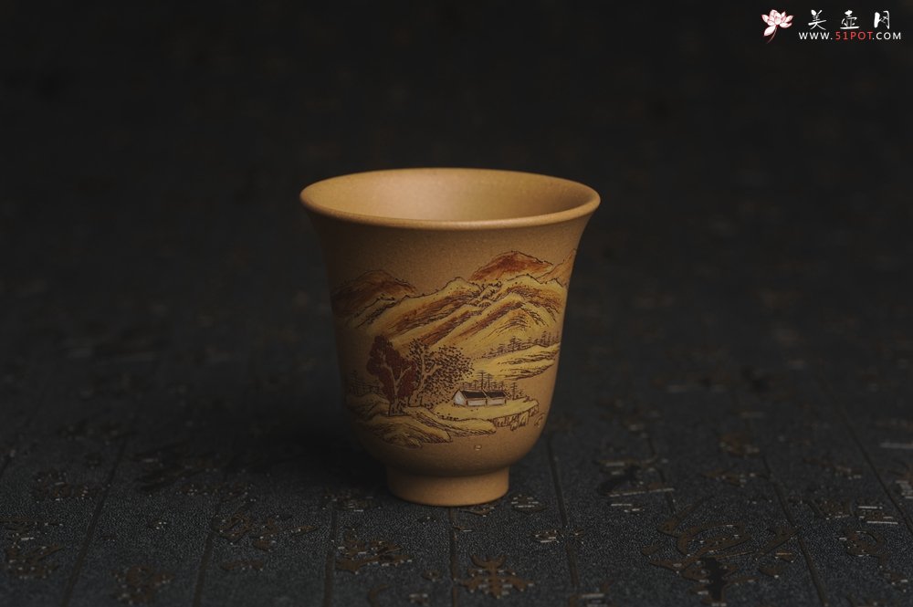 紫砂壶图片：美杯国庆特惠 精品好泥好工好刻雅致泥绘山水主人杯 茶人醉爱 - 紫砂壶信息网