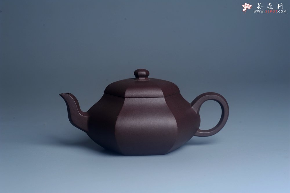 紫砂壶图片：美壶特惠 潜力股凌晨老师 精致紫泥全手工六方君德壶 期待与您结缘 - 紫砂壶信息网