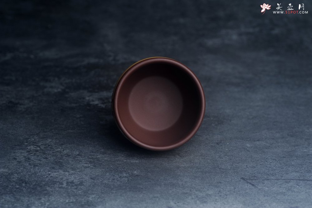 紫砂壶图片：美美杯特惠 精致花鸟紫砂杯 紫泥粉黄金段泥主人杯 茶杯 特文气 - 紫砂壶信息网