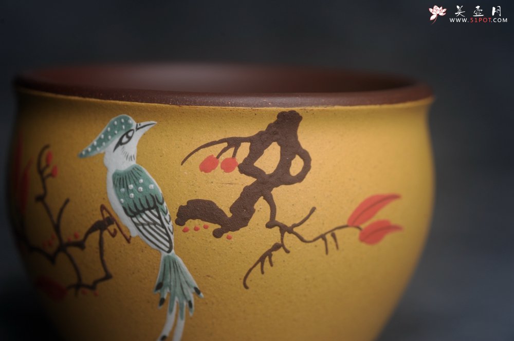 紫砂壶图片：美美杯特惠 精致花鸟紫砂杯 紫泥粉黄金段泥主人杯 茶杯 特文气 - 紫砂壶信息网