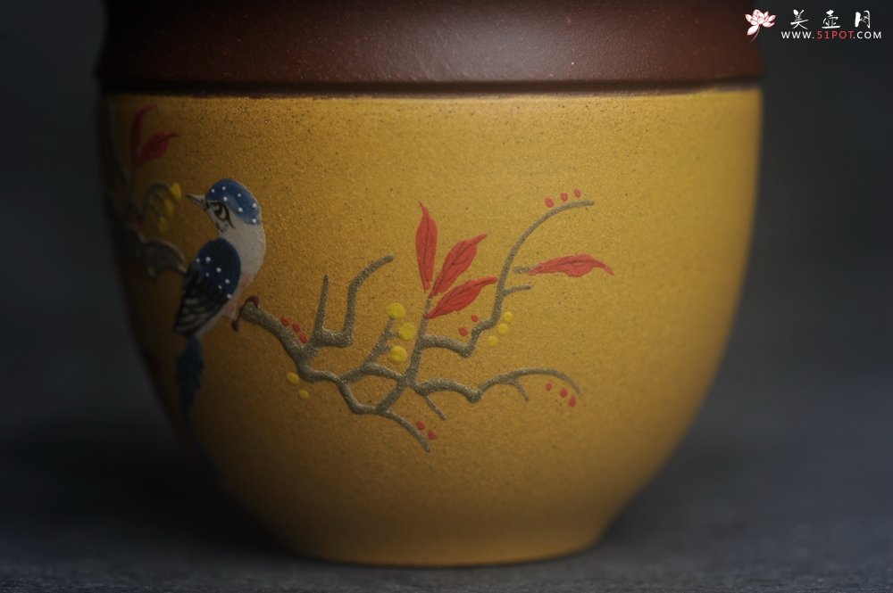 紫砂壶图片：美美杯特惠 精致花鸟紫砂杯 紫泥粉黄金段泥主人杯 茶杯 特文气 - 紫砂壶信息网