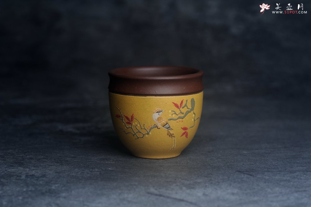 紫砂壶图片：美美杯特惠 精致花鸟紫砂杯 紫泥粉黄金段泥主人杯 茶杯 特文气 - 紫砂壶信息网