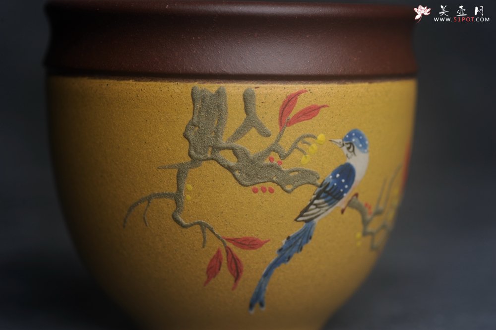 紫砂壶图片：美美杯特惠 精致花鸟紫砂杯 紫泥粉黄金段泥主人杯 茶杯 特文气 - 紫砂壶信息网