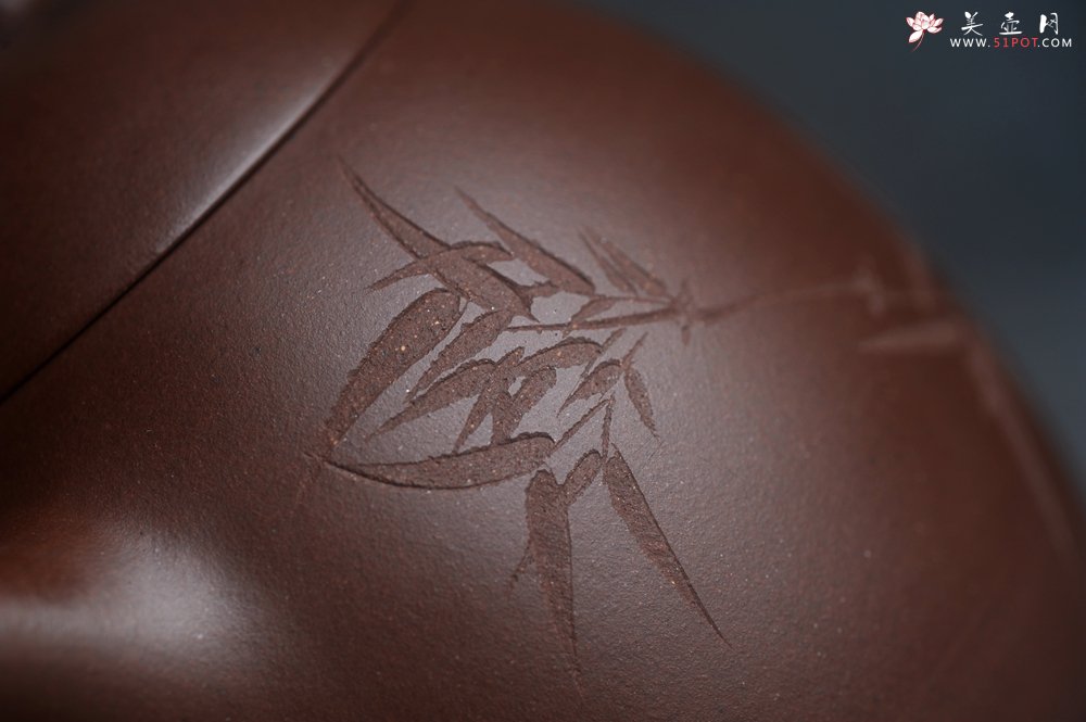 紫砂壶图片：美壶福利特惠 精致特好老紫泥秦权壶 刻竹子 特文气 - 紫砂壶信息网