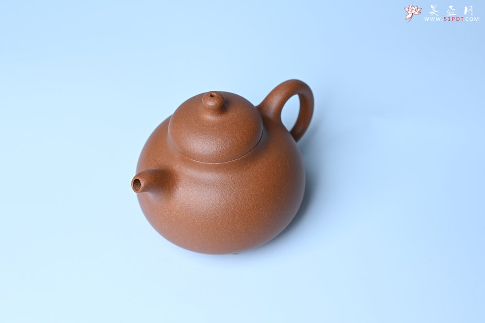 紫砂壶图片：美壶特惠 优质红降坡泥乳鼎壶 茶人醉爱 - 紫砂壶信息网