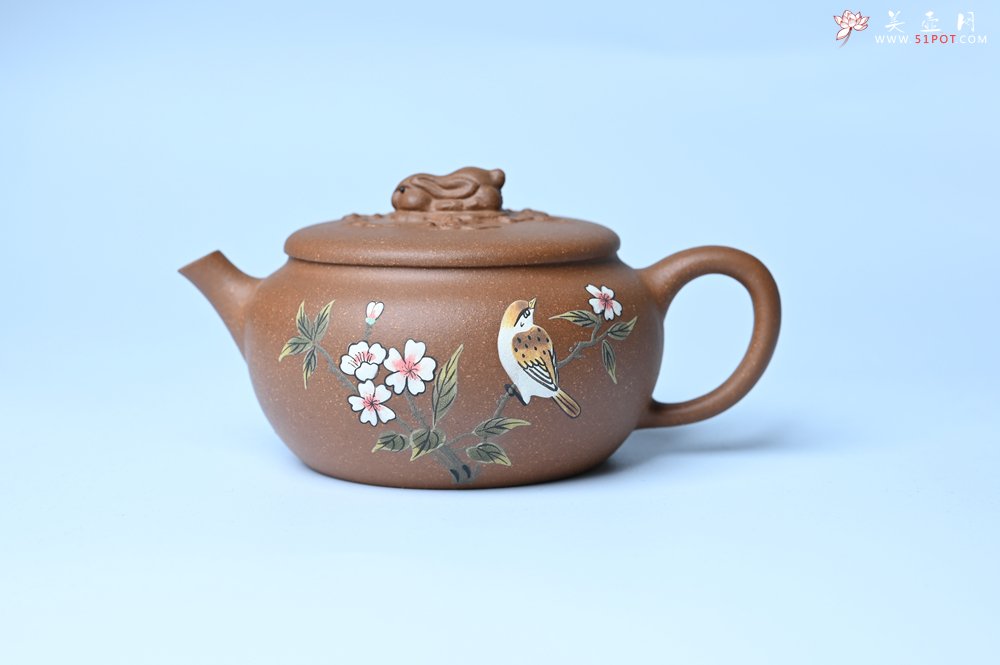 紫砂壶图片：美壶特惠 优质降坡泥花鸟听兔壶 茶人醉爱 - 紫砂壶信息网