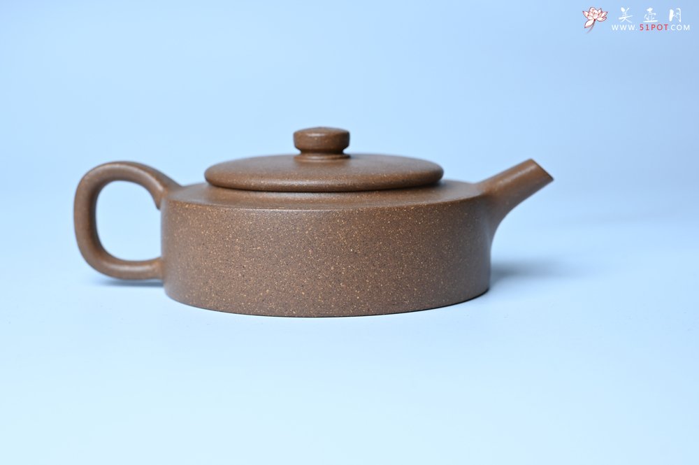 紫砂壶图片：美壶特惠  精工老段周盘壶 小壶难做 易泡养 杀茶利器 - 紫砂壶信息网