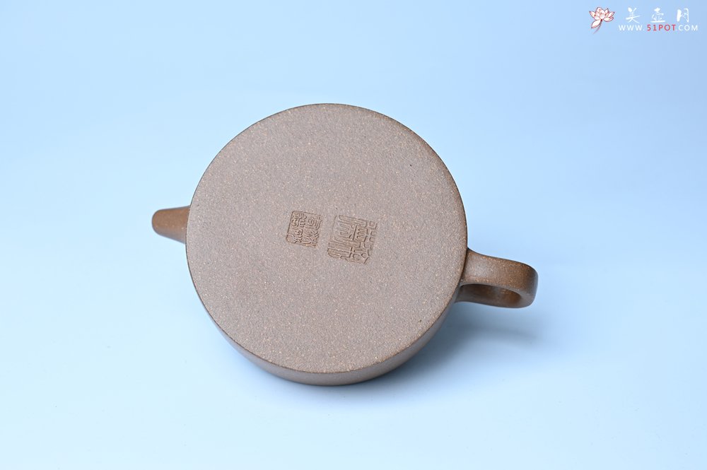 紫砂壶图片：美壶特惠  精工老段周盘壶 小壶难做 易泡养 杀茶利器 - 紫砂壶信息网