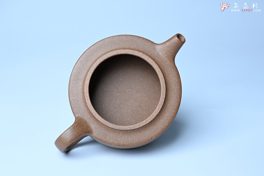 紫砂壶图片：美壶特惠  精工老段周盘壶 小壶难做 易泡养 杀茶利器 - 紫砂壶信息网
