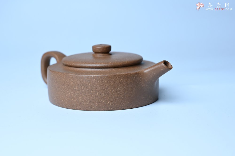 紫砂壶图片：美壶特惠  精工老段周盘壶 小壶难做 易泡养 杀茶利器 - 紫砂壶信息网