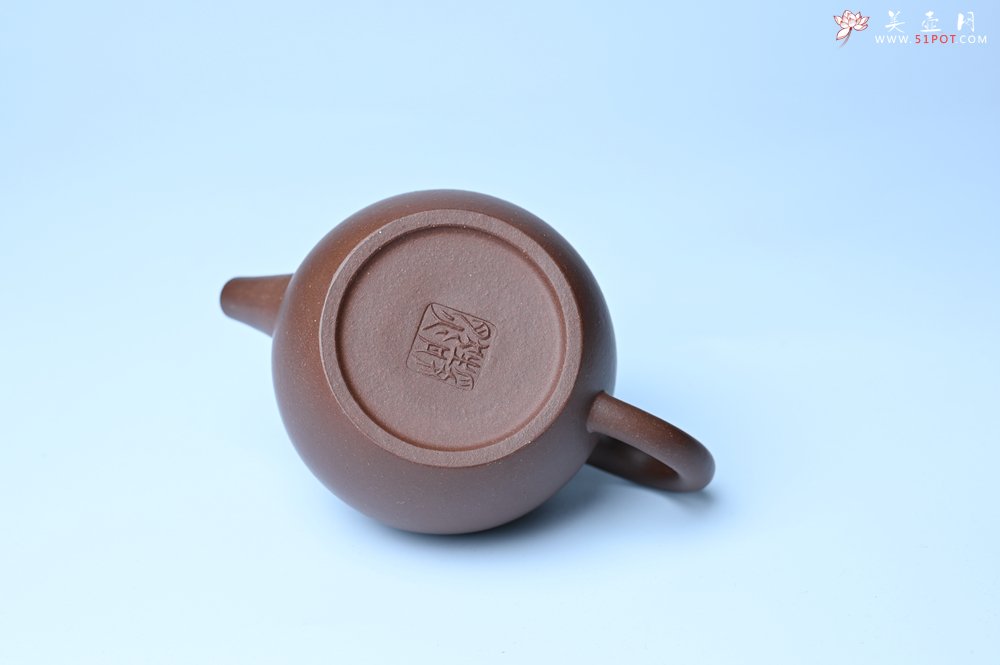 紫砂壶图片：美壶特惠 精致黑星红拼紫泥（家藏限量）巨轮小壶 茶人醉爱 - 紫砂壶信息网