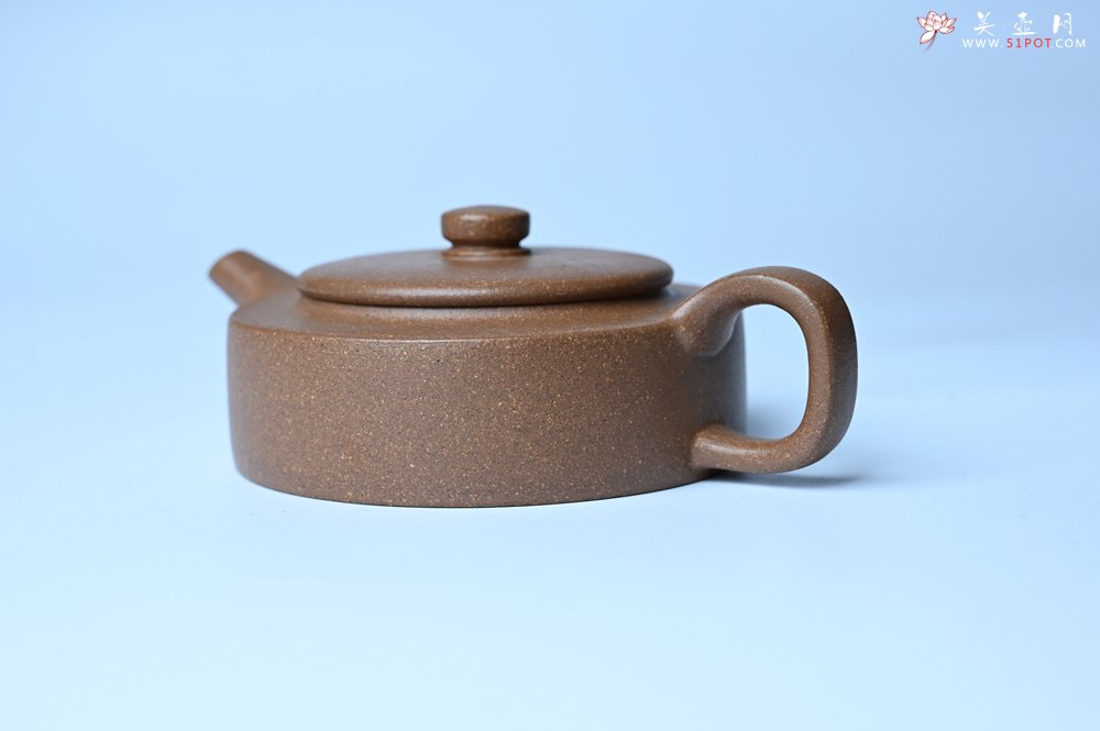 紫砂壶图片：美壶特惠  精工老段周盘壶 小壶难做 易泡养 杀茶利器 - 紫砂壶信息网