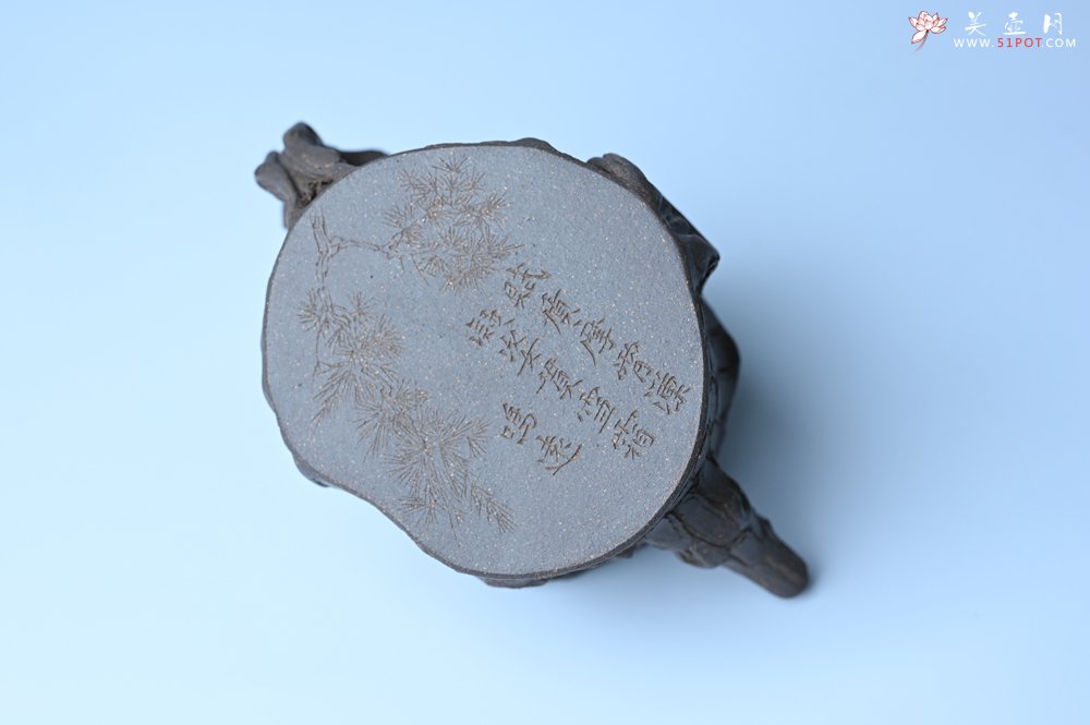 紫砂壶图片：美壶特惠 精致青段泥全松皮 全手工松桩壶 肌理丰富 特文气 - 紫砂壶信息网