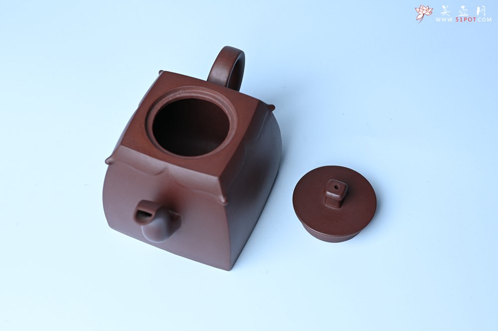 紫砂壶图片：美壶特惠 精致四方圆口壶 造型新颖 - 紫砂壶信息网