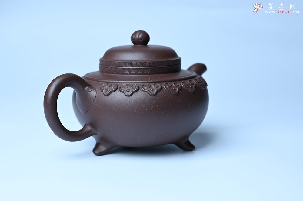 紫砂壶图片：美壶特惠 精致紫泥云肩如意壶 茶人醉爱 - 紫砂壶信息网