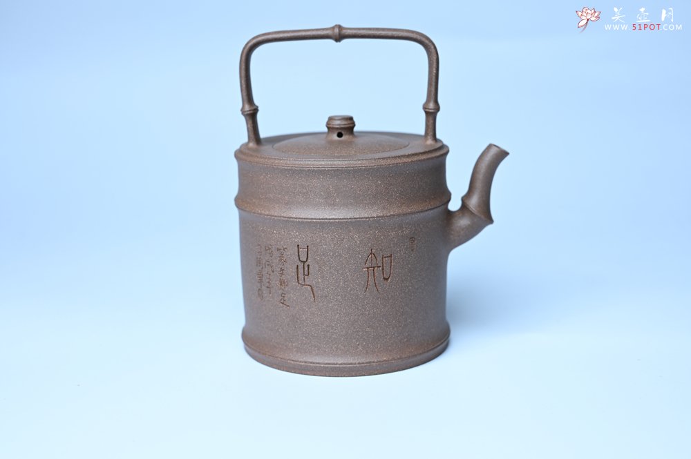 紫砂壶图片：美壶特惠 特好老段泥 精工知（知了）足（竹子）提梁 挺拔秀雅 - 紫砂壶信息网