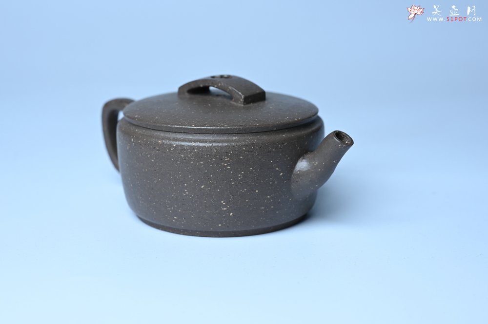 紫砂壶图片：美壶特惠 优质青灰段泥汉瓦壶 茶人醉爱 - 紫砂壶信息网