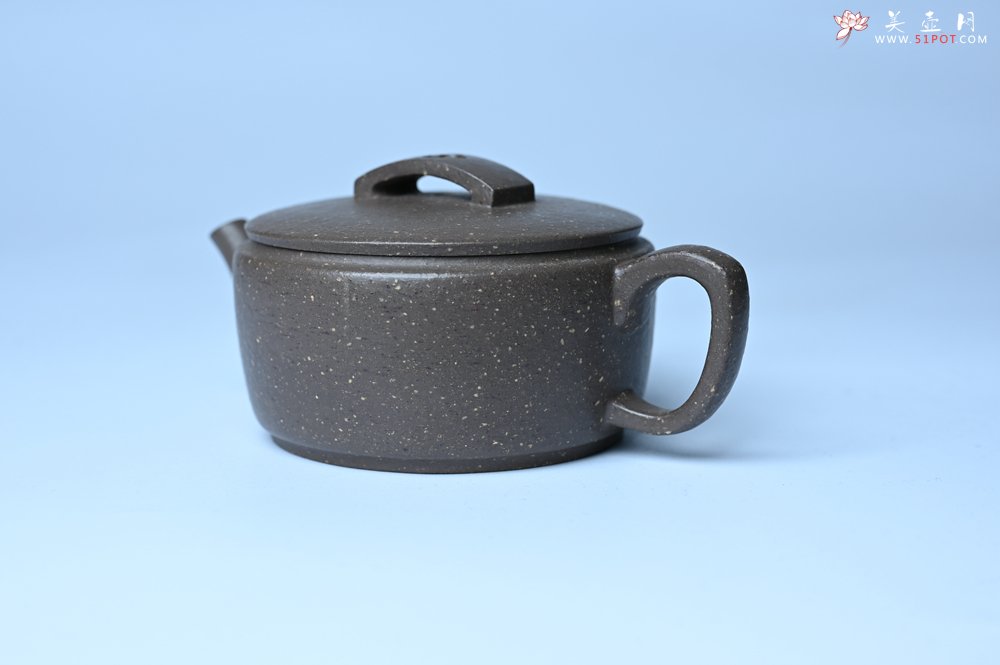 紫砂壶图片：美壶特惠 优质青灰段泥汉瓦壶 茶人醉爱 - 紫砂壶信息网