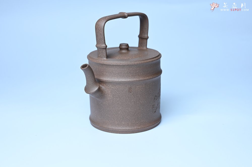 紫砂壶图片：美壶特惠 特好老段泥 精工知（知了）足（竹子）提梁 挺拔秀雅 - 紫砂壶信息网