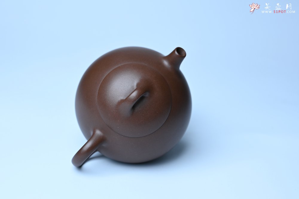 紫砂壶图片：美壶特惠 特好老紫泥小半月 茶人醉爱 - 紫砂壶信息网