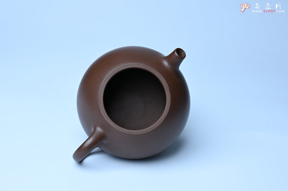 紫砂壶图片：美壶特惠 特好老紫泥小半月 茶人醉爱 - 紫砂壶信息网