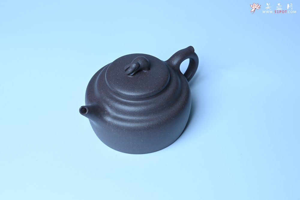 紫砂壶图片：美壶特惠 精品青灰泥玉兔紫砂壶 茶人醉爱 - 紫砂壶信息网