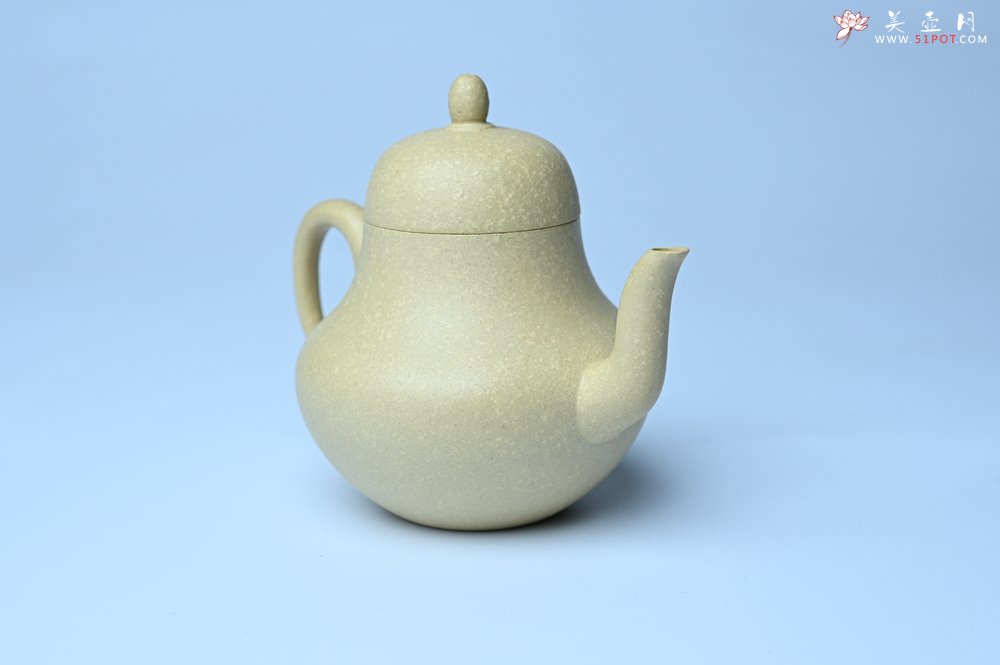 紫砂壶图片：美壶特惠 纯净本绿梨形壶 茶人醉爱 - 紫砂壶信息网