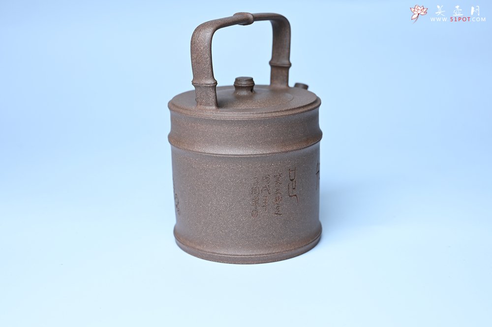 紫砂壶图片：美壶特惠 特好老段泥 精工知（知了）足（竹子）提梁 挺拔秀雅 - 紫砂壶信息网