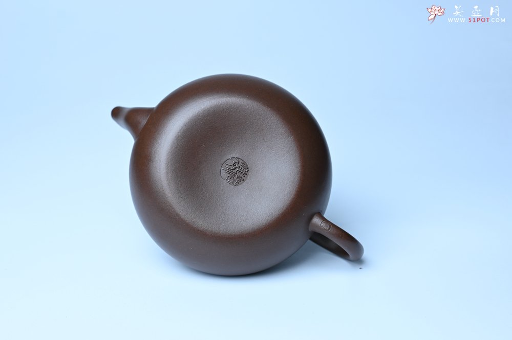 紫砂壶图片：美壶特惠 特好老紫泥茄段梨形壶 茶人醉爱 - 紫砂壶信息网