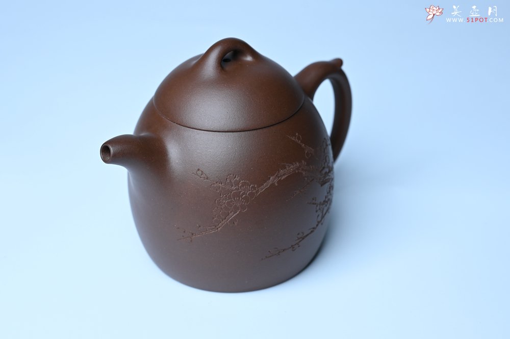 紫砂壶图片：美壶福利特惠 精致特好老紫泥秦权壶 刻梅花 特文气 - 紫砂壶信息网