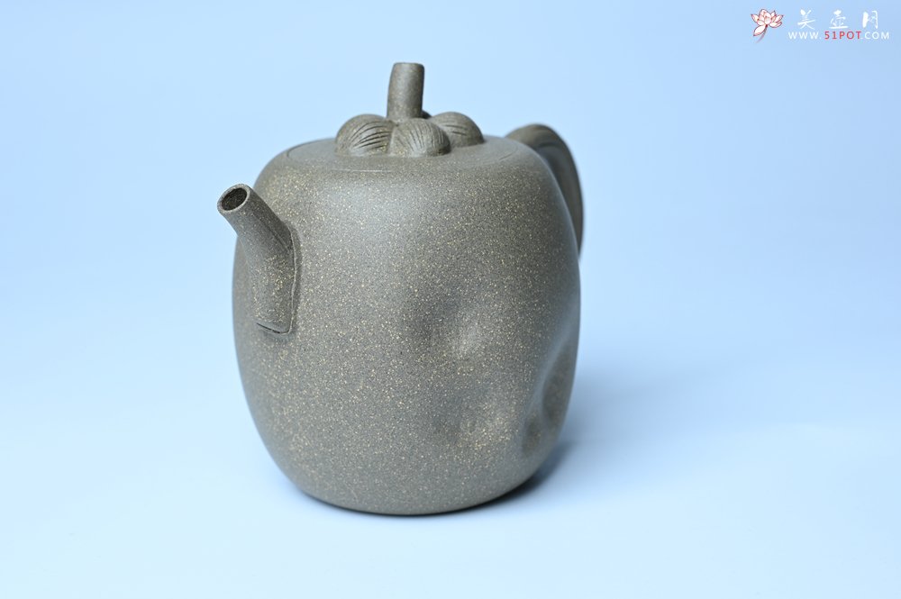 紫砂壶图片：美壶特惠 精致薄胎青段泥瓜菱壶 质量仅84g 茶人醉爱 - 紫砂壶信息网