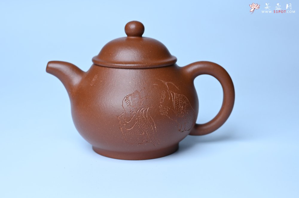 紫砂壶图片：美壶特惠 王老师 全手工红降坡泥潘壶 国助工 易轩 范小君徒杨志超老师刻绘 装饰小富贵特文气 - 紫砂壶信息网