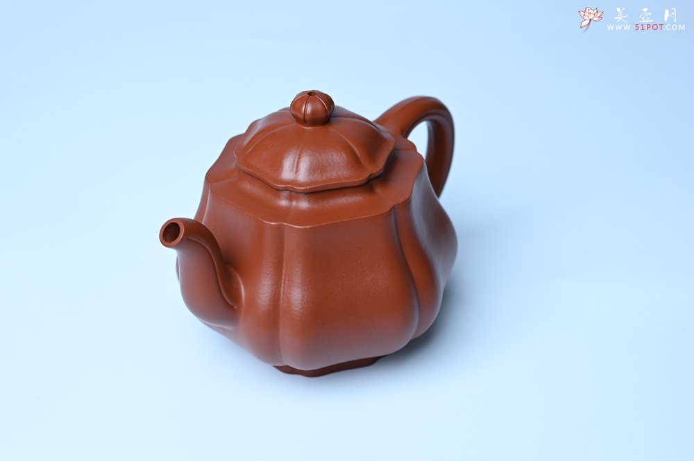 紫砂壶图片：美壶特惠 老朱泥高菱壶 茶人醉爱 - 紫砂壶信息网