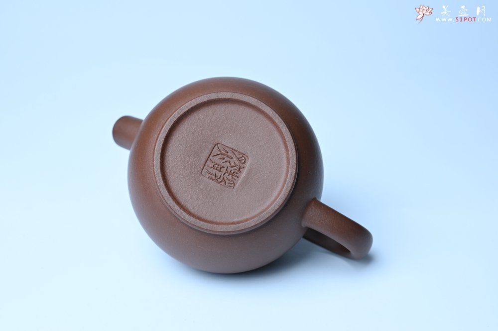 紫砂壶图片：美壶特惠 精致黑星红拼紫泥（家藏限量）大炮巨轮壶 球孔出水爽利 茶人醉爱 - 紫砂壶信息网