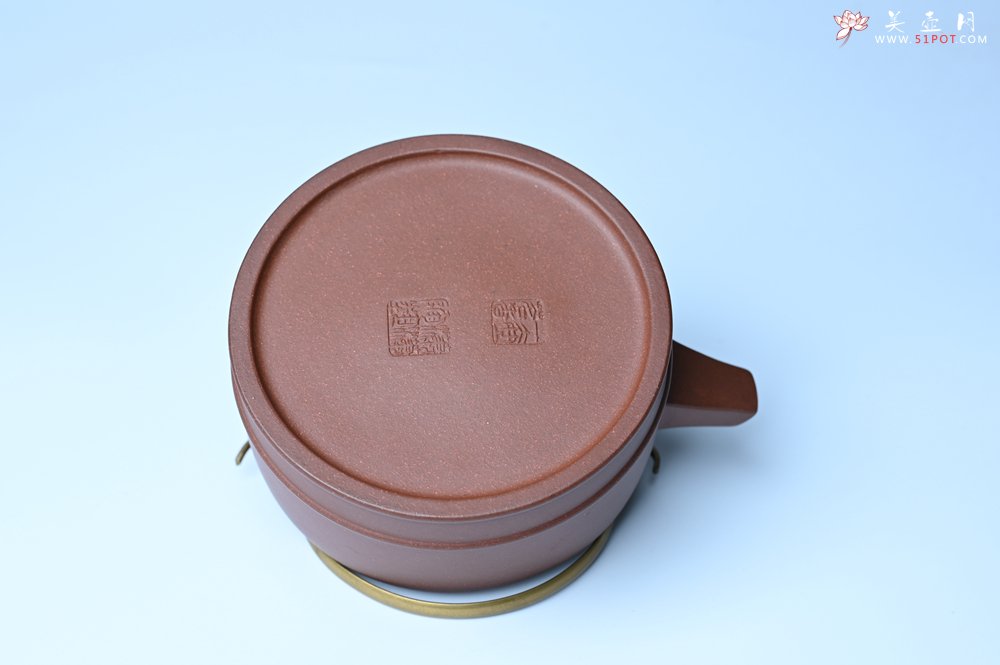 紫砂壶图片：美壶特惠 手工手制精致紫泥提梁壶 茶人醉爱 - 紫砂壶信息网