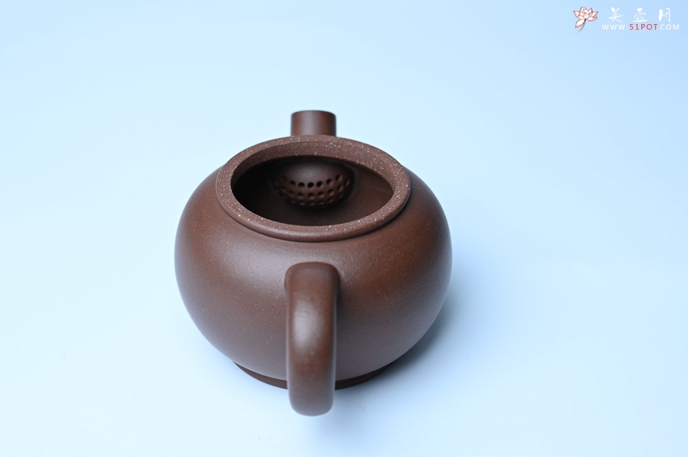 紫砂壶图片：美壶特惠 精致黑星红拼紫泥（家藏限量）大炮巨轮壶 球孔出水爽利 茶人醉爱 - 紫砂壶信息网