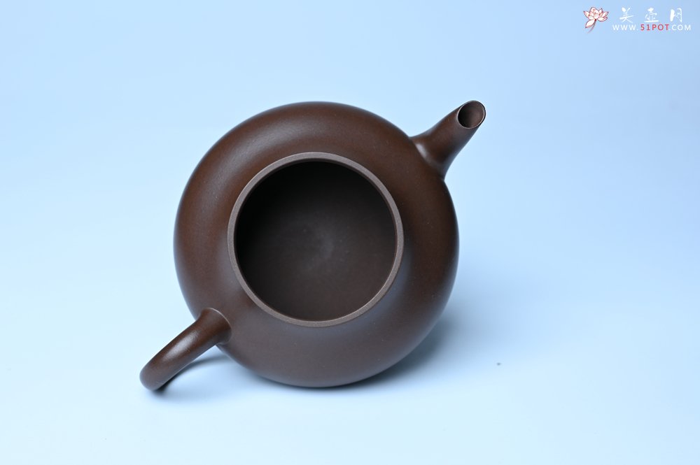 紫砂壶图片：美壶特惠 特好老紫泥茄段梨形壶 茶人醉爱 - 紫砂壶信息网