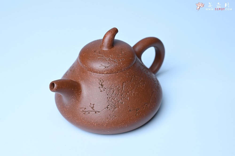紫砂壶图片：美壶特惠 潜力股王老师 全手工拍打成型茄瓢壶 装饰梅花 特文气 - 紫砂壶信息网
