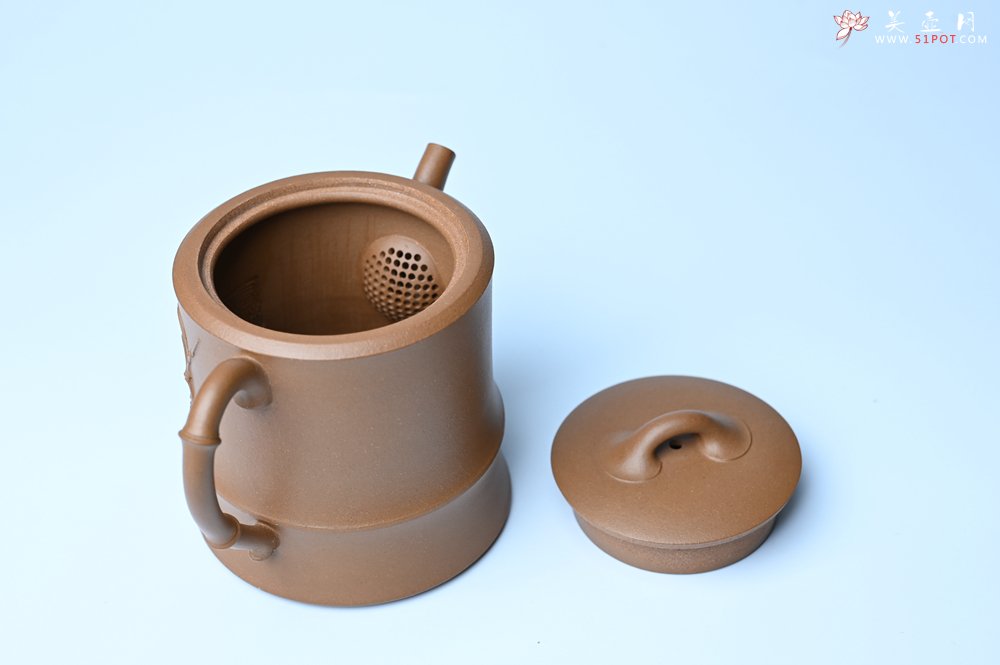 紫砂壶图片：美壶特惠 精工黄金段泥竹段 挺拔秀雅 茶人醉爱 - 紫砂壶信息网