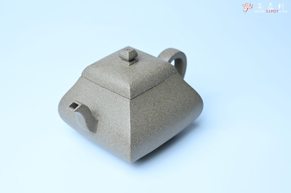 紫砂壶图片：美壶中秋国庆特惠 精工老段泥四方君德公道壶 独孔 茶人醉爱 - 紫砂壶信息网