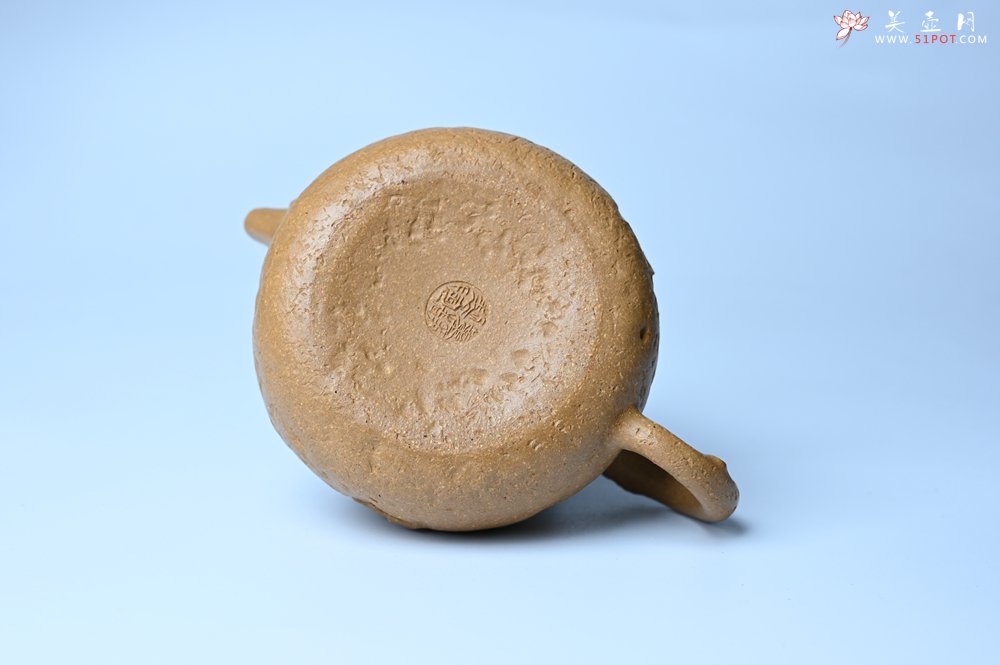 紫砂壶图片：美壶特惠 特好老段泥全手工供春壶 茶人醉爱 - 紫砂壶信息网