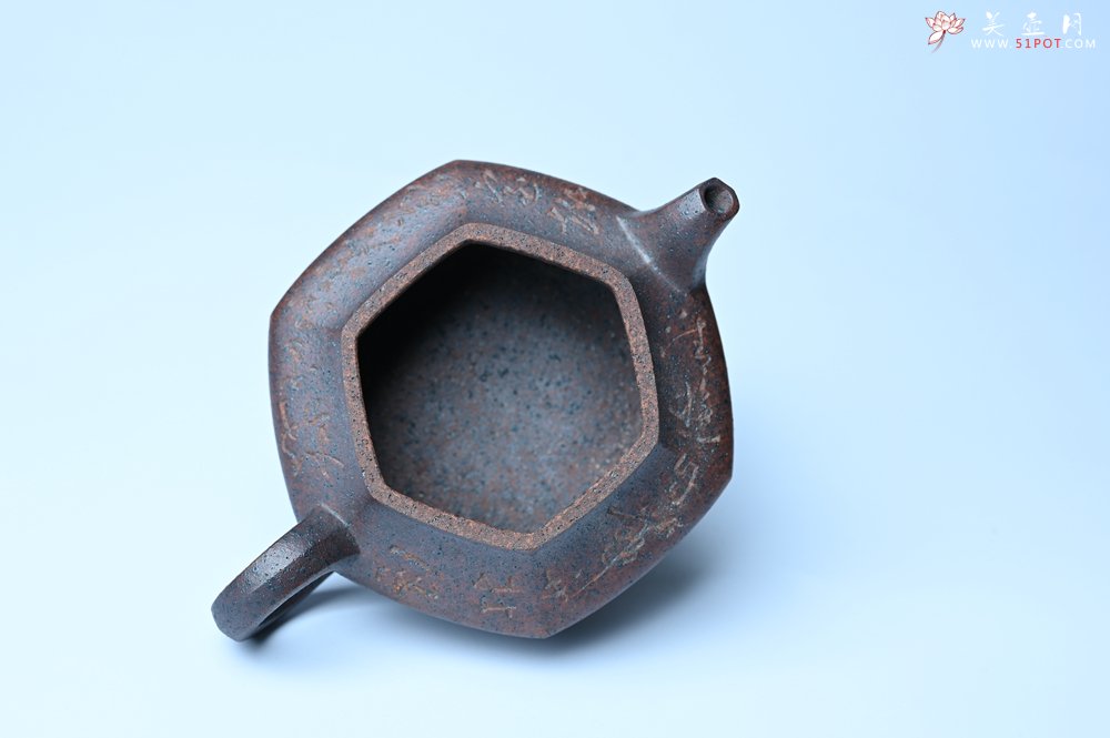 紫砂壶图片：美壶特惠 柴烧六方虚扁紫砂壶 茶人醉爱 - 紫砂壶信息网