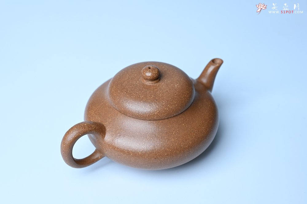 紫砂壶图片：美壶特惠 特好老段泥精致合欢壶 茶人醉爱 - 紫砂壶信息网