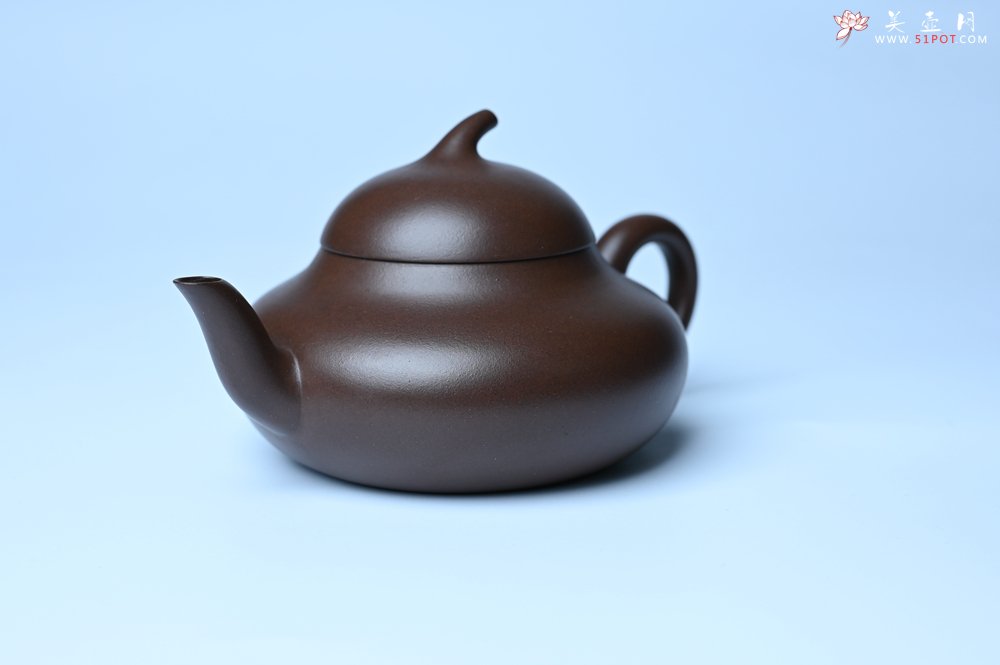紫砂壶图片：美壶特惠 特好老紫泥茄段梨形壶 茶人醉爱 - 紫砂壶信息网