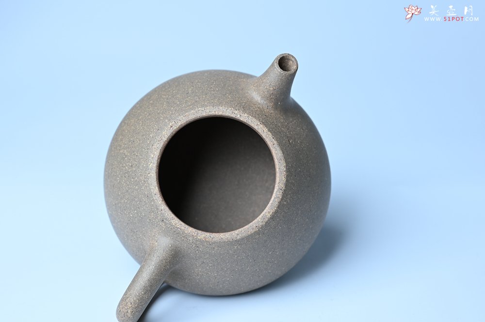 紫砂壶图片：美壶特惠 特好松花段泥精工乳瓢茶壶 茶人醉爱 - 紫砂壶信息网