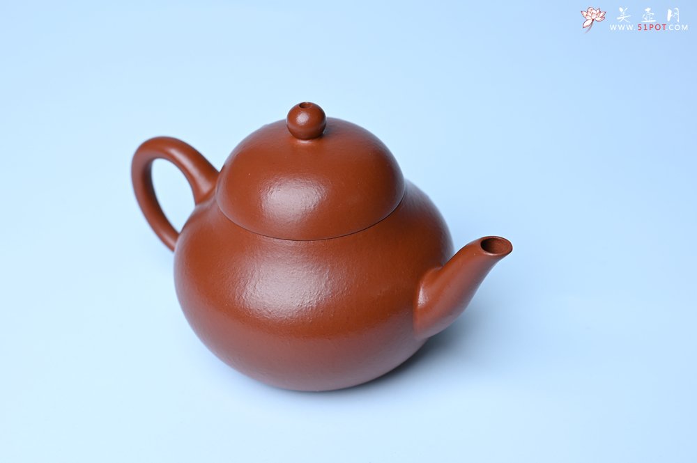 紫砂壶图片：美壶特惠 优质朱泥梨形壶 蝶恋花 茶人醉爱 - 紫砂壶信息网
